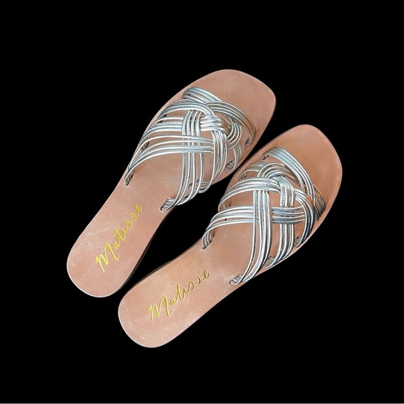 Matisse Gold Leather Tate Slide Flat Sandals Size 9 NWOT - Picture 8 of 10